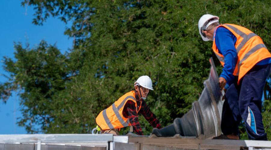 Professional residential roofers in Halma, MN